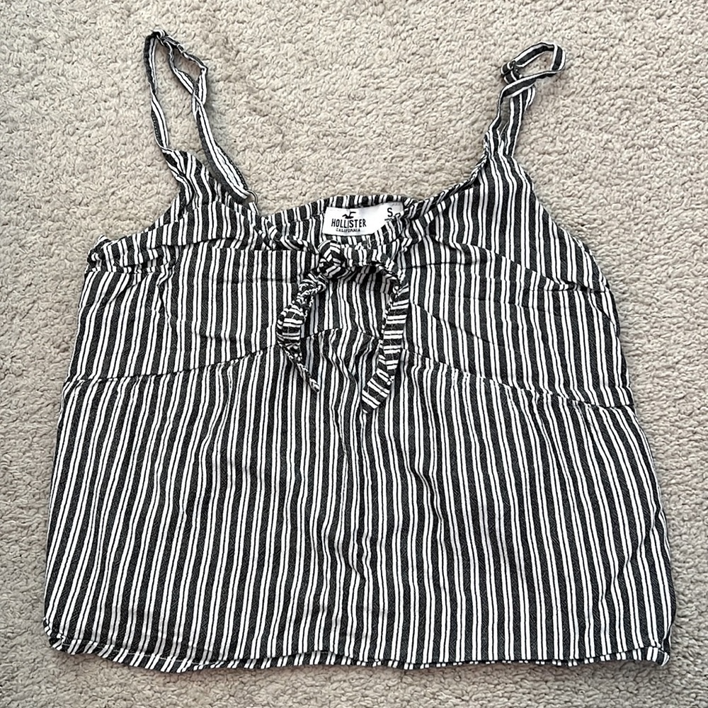 Hollister Top